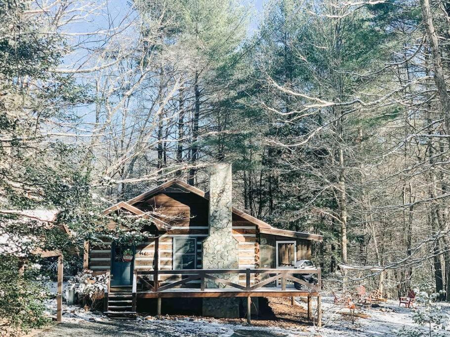 Вилла Hot Tub, Porch Swing Bed, Fire Pit, Aska Adventure Блу-Ридж Экстерьер фото