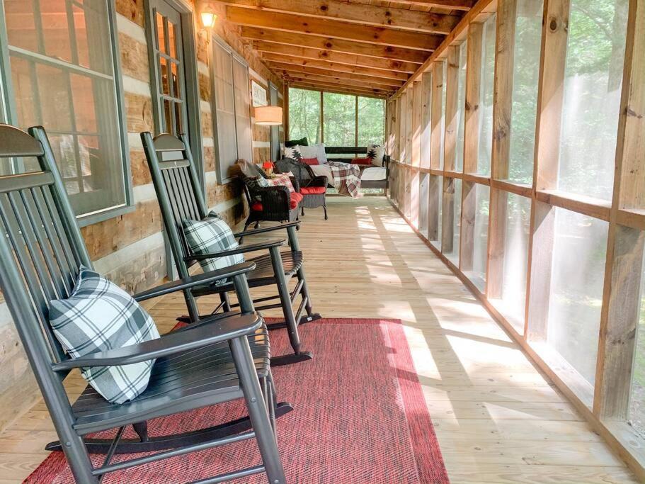 Вилла Hot Tub, Porch Swing Bed, Fire Pit, Aska Adventure Блу-Ридж Экстерьер фото
