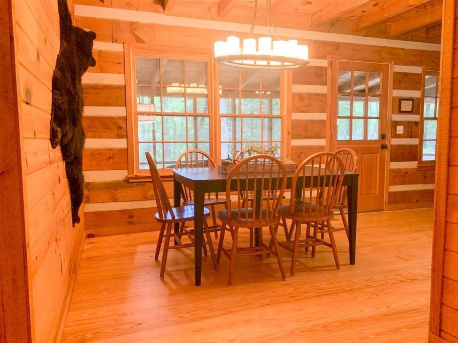 Вилла Hot Tub, Porch Swing Bed, Fire Pit, Aska Adventure Блу-Ридж Экстерьер фото